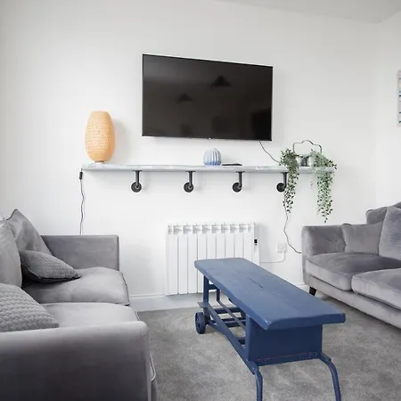 Lovely 3-Bedroom Apartment With Stunning Sea Views Worthing Exterior photo