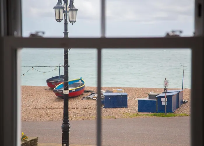 Lovely 3-Bedroom Apartment With Stunning Sea Views