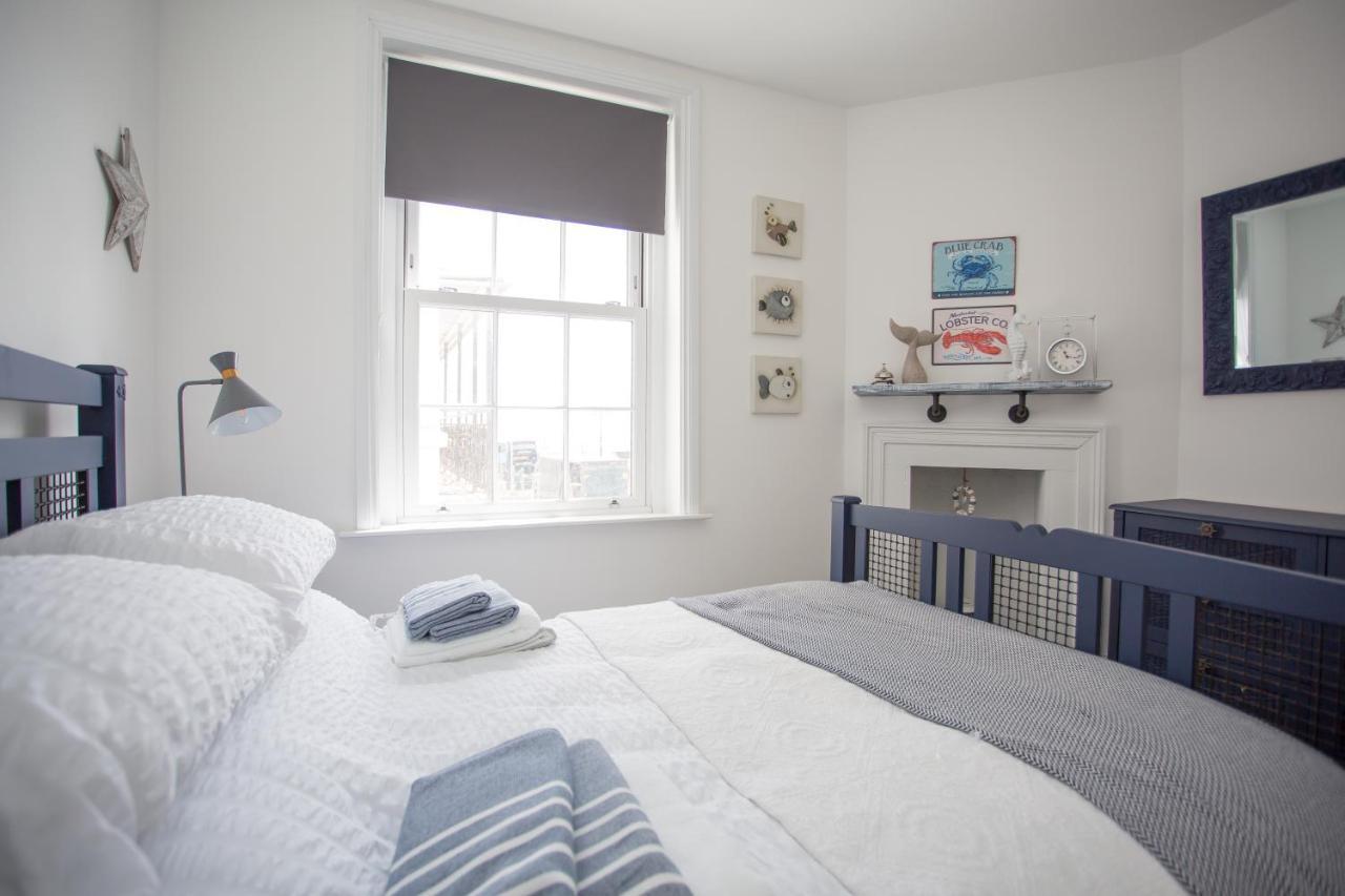 Lovely 3-bedroom With Stunning Sea Views * Worthing