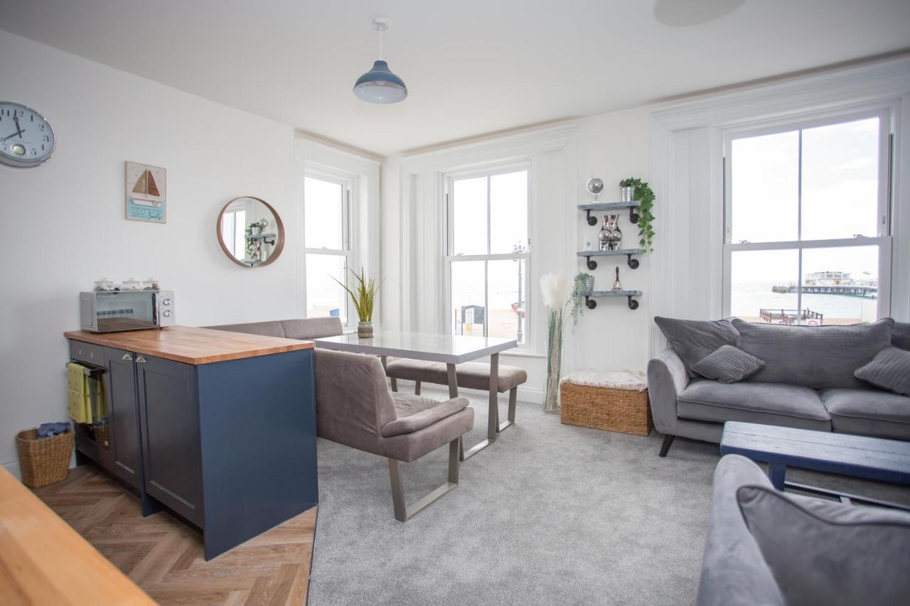 Lovely 3-bedroom With Stunning Sea Views Worthing
